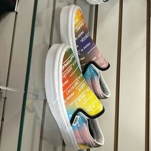 Vans Classic Slip-On sneakers in Pride rainbow prints women’s size us 5